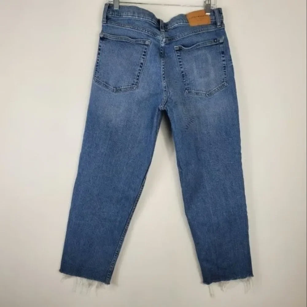 Lucky Brand Relaxed Taper Button Fly Jeans Womens Size 10 Cropped Ankle Raw Hem - Picture 2 of 3
